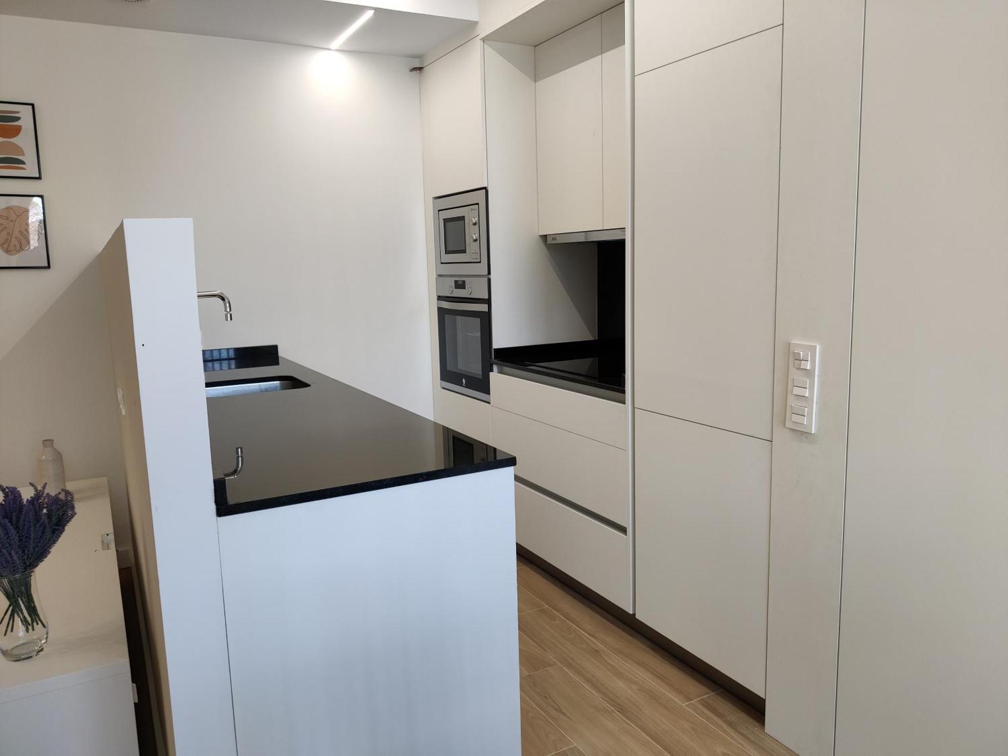 Apartamentos Ezkaba By Clabao Pamplona Luaran gambar